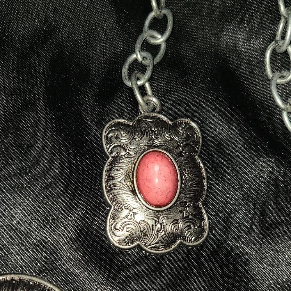 Silver and Pink Women's Belt - Picture 2 of 6